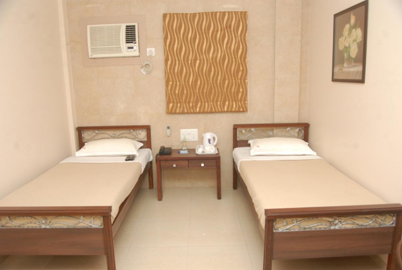 Haredia Hotel Mumbai Exterior photo